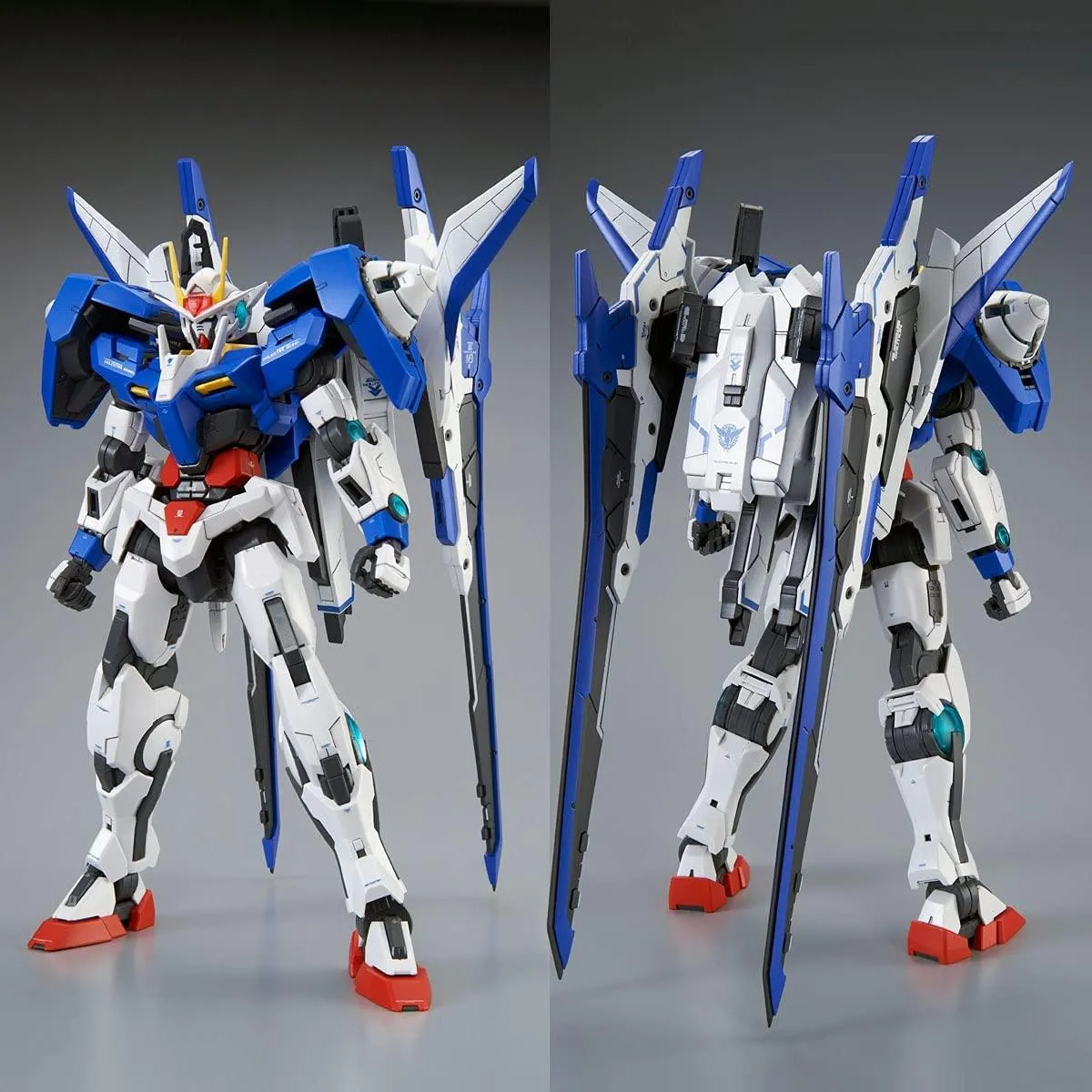 Bandai 00 XN Raiser GN-0000 GNR-010/XN MG 1/100 Model Kit