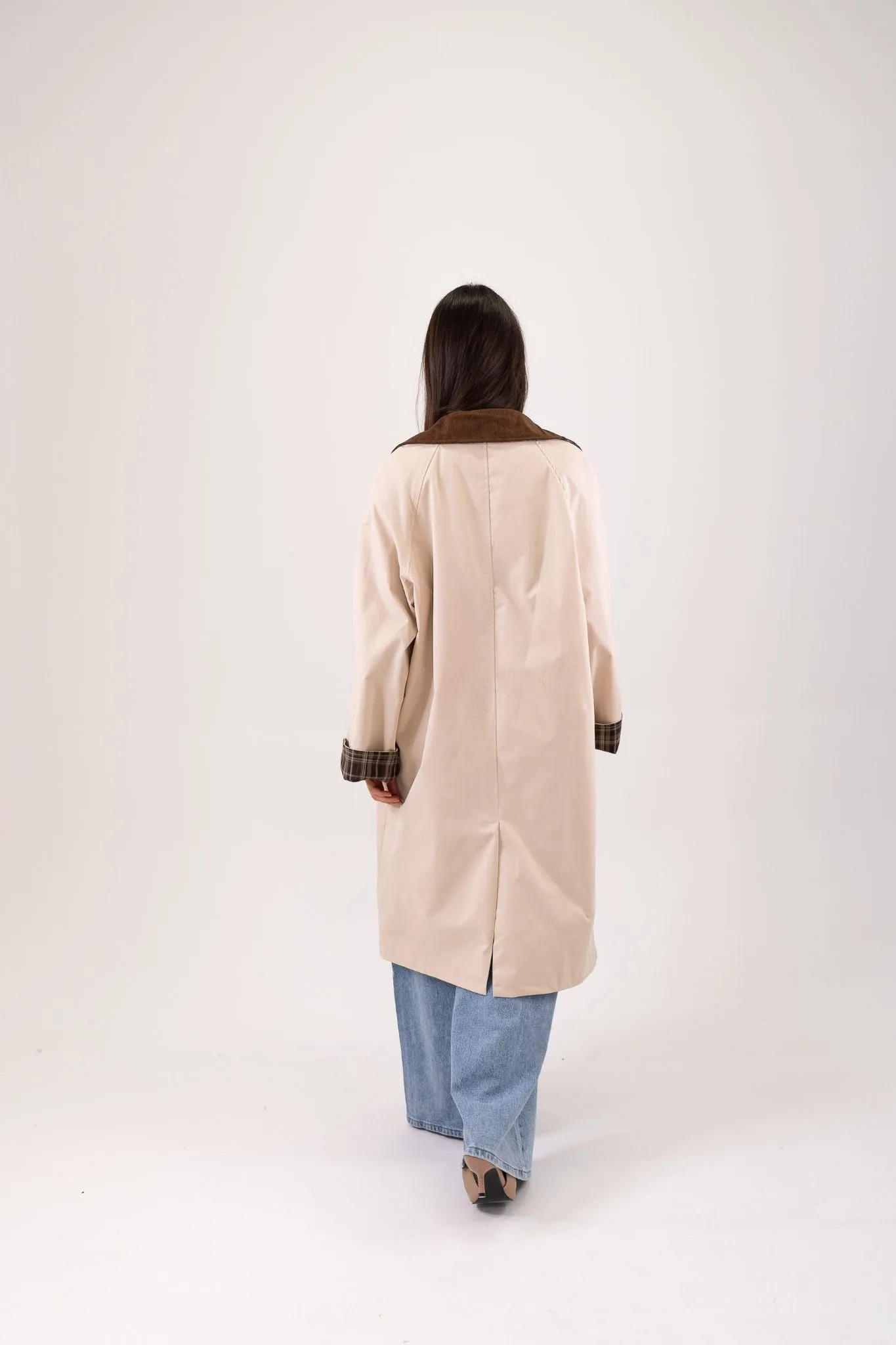 Caitlyn Contrast Collar Trench Coat In Neutral